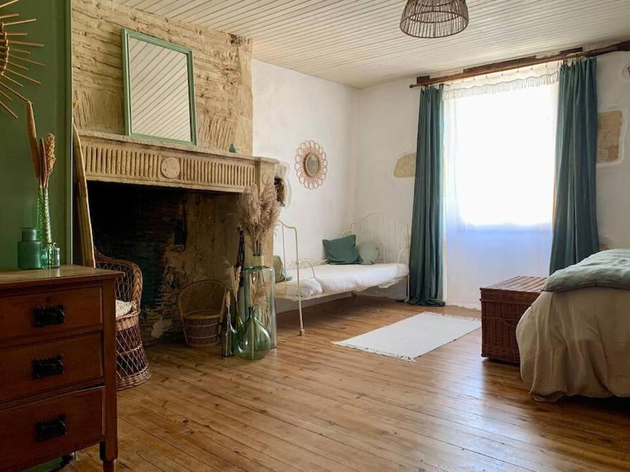 Maison Medievale Climatisee Avec Jardin Monpazier Exteriör bild